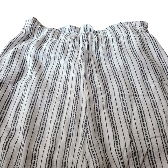 Staccato wide leg boho white black striped pants - Picture 10 of 12
